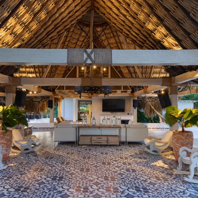 Tropical Luxury Experience in Los Mangos! - Room #1584335501 - 82