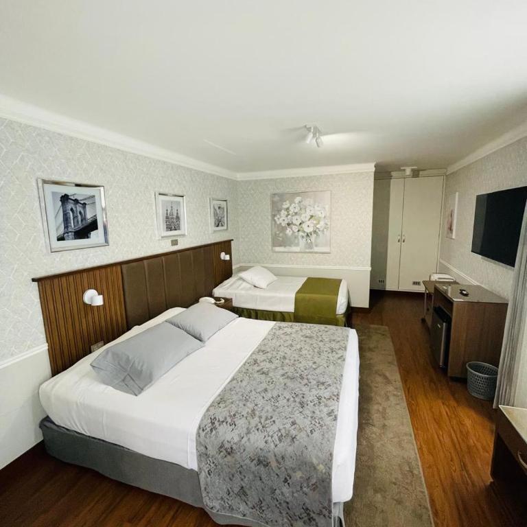Hotel Casagrande - Deluxe Triple Room - 1