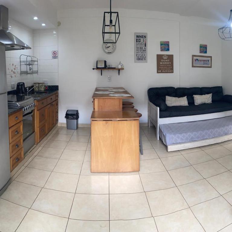 Alojamiento en el centro de Salta - Casaguemessalta - Three-Bedroom Vacation Home - 2