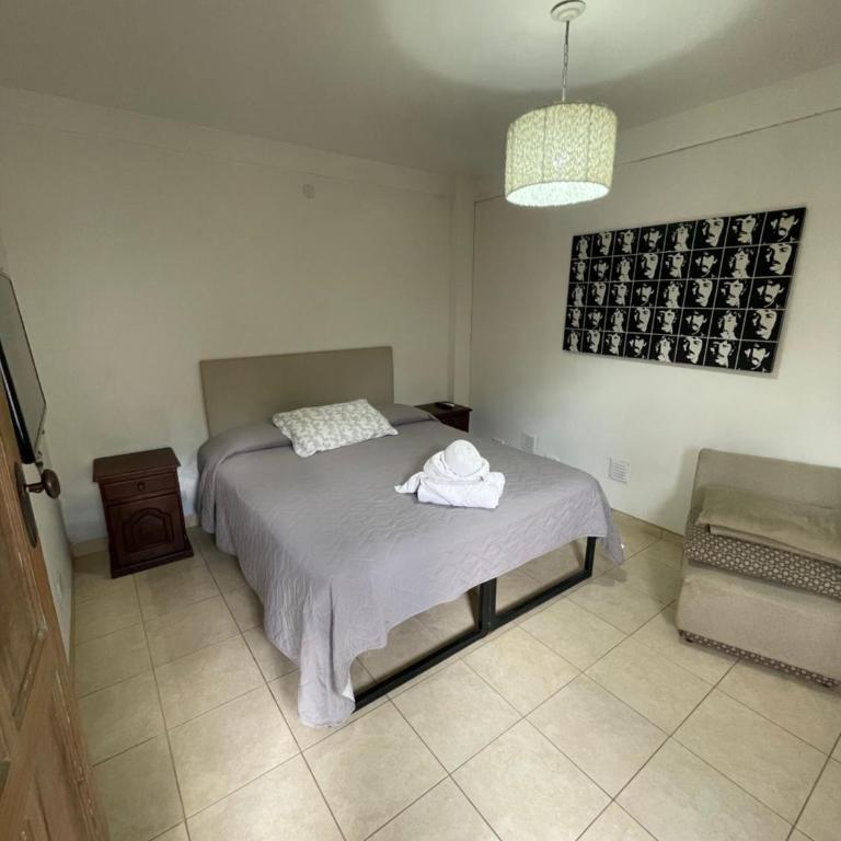 Alojamiento en el centro de Salta - Casaguemessalta - Three-Bedroom Vacation Home - 3