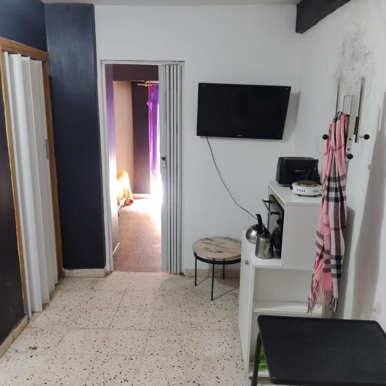 San Ber - One-Bedroom Apartment - 4
