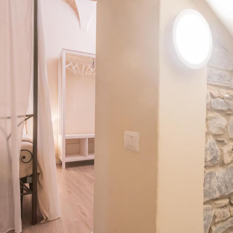 Romantic Escape city centre - Jacuzzi Parking - Appartamento - 37