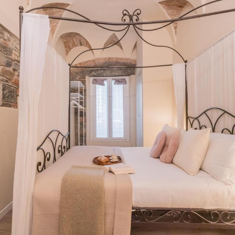 Romantic Escape city centre - Jacuzzi Parking - Appartamento - 36