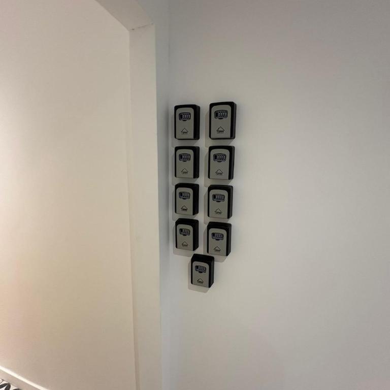 Maisons des Gemmes divisés en 9 studios - Appartement - 17