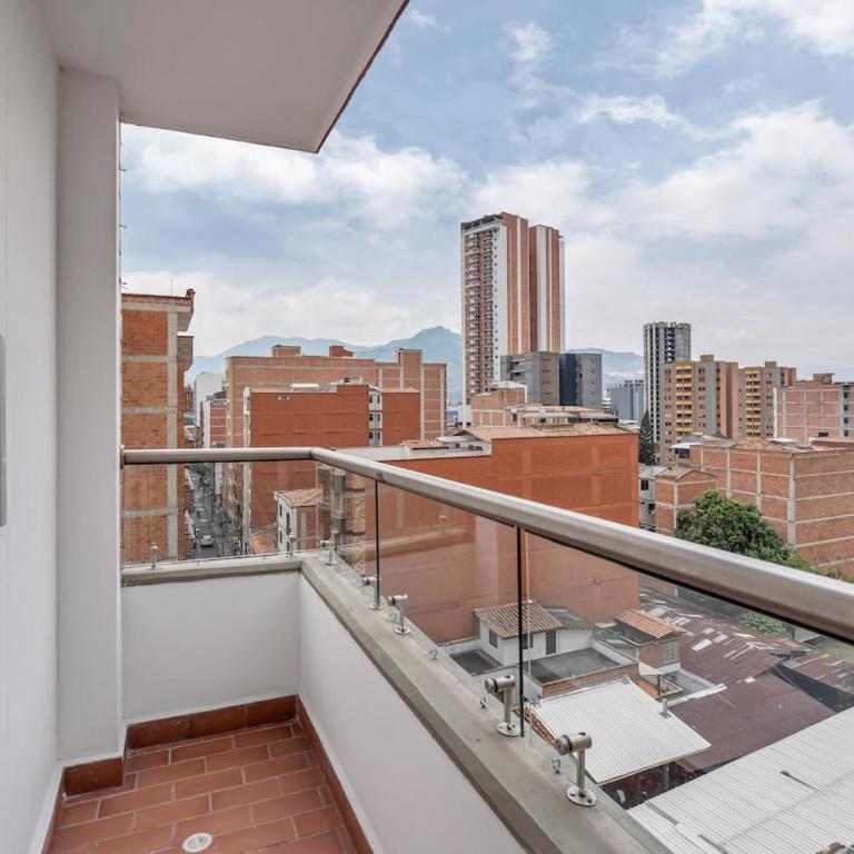 804- APTO 3BR a Pasos del Parque de Sabaneta - Apartamento de 3 dormitorios - 7