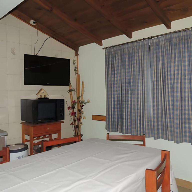Departamento de 3 Ambientes a 5 cuadras del mar para hasta 8 personas WIFI potente Cochera Aire Acondicionado - Room #1584366201 - 6