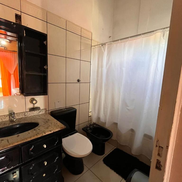 Damaris Hostel - Double Room with Private Bathroom - 6