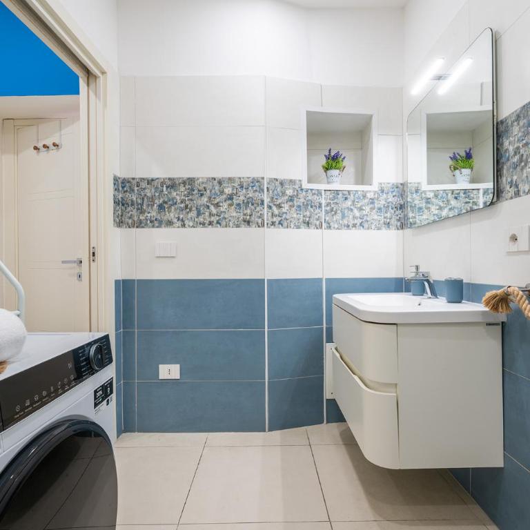 Blue Nest - One-Bedroom Apartment - 19