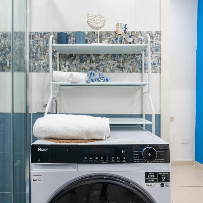 Blue Nest - One-Bedroom Apartment - 23