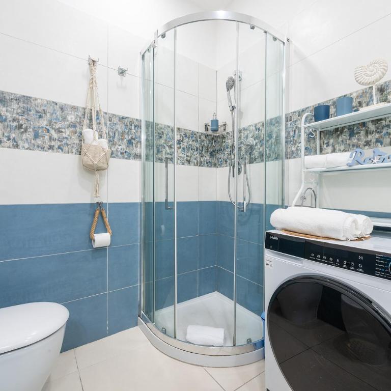 Blue Nest - One-Bedroom Apartment - 27