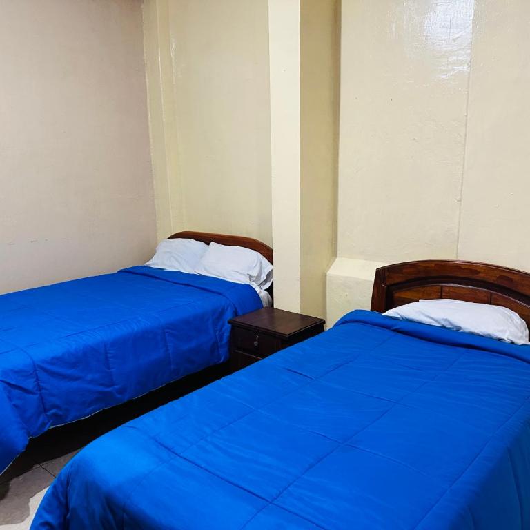 Travel Hotel Quito - Twin Room with Private Bathroom - 1
