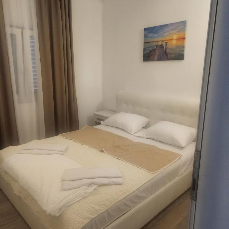 Morska Oaza Sutomore - Three-Bedroom Apartment - 1