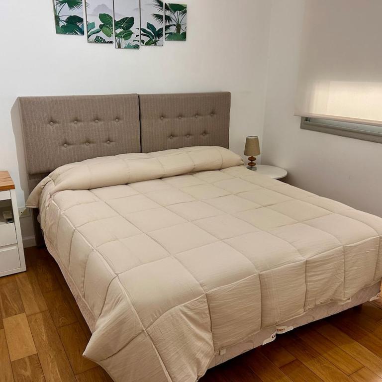 Departamento moderno con amplio balcón y parrilla a gas - Apartamento de 1 dormitorio - 10