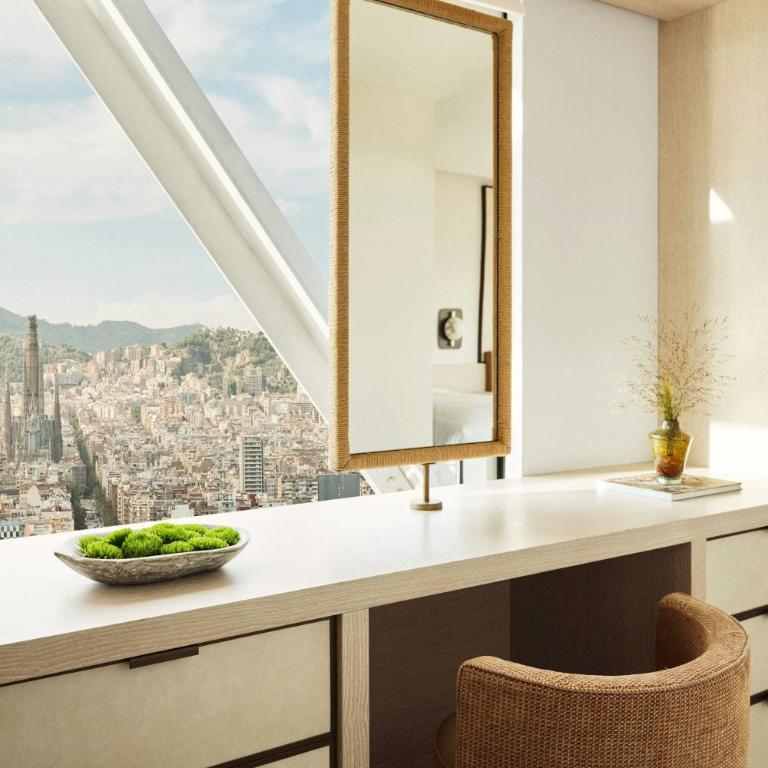 Hotel Arts Barcelona - Panorama Double Room with City View - 4