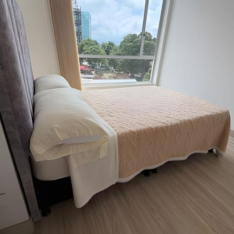 Cozy and Modern – Stratum 6 - Two-Bedroom Apartment - 4
