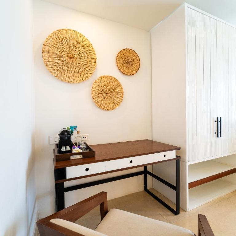 Nacar Hotel Cartagena, Curio Collection by Hilton - Habitación Superior con sofá - cama extragrande - 3
