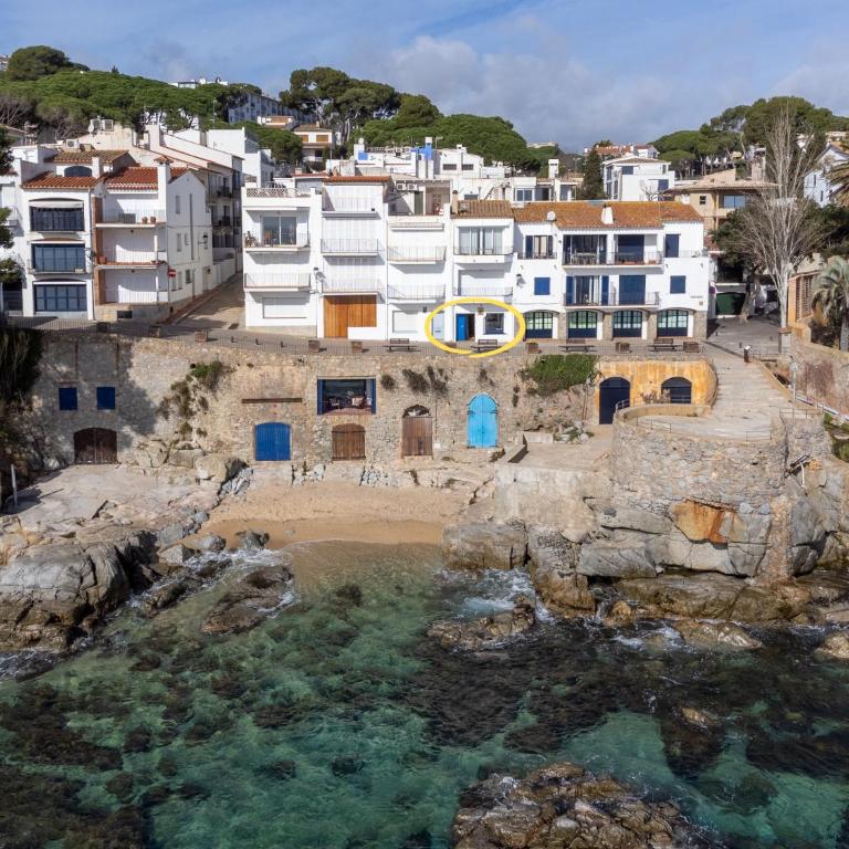 A pie de Playa, Casa de Pescadores en Calella - Apartamento de 2 dormitorios - 1