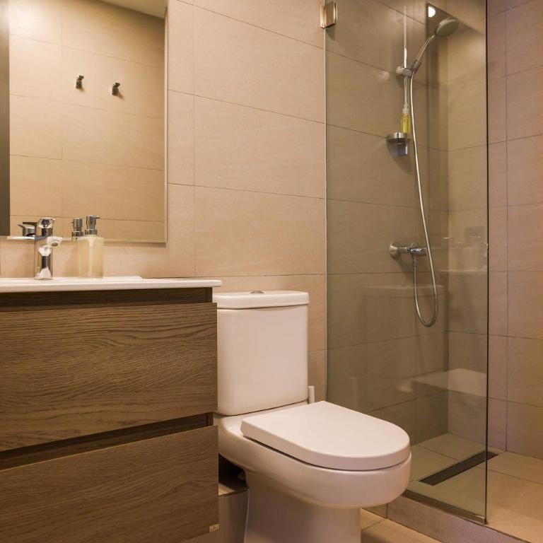 Stylish 2BR Retreat in Central Las Condes Oasis - Apartment - 19