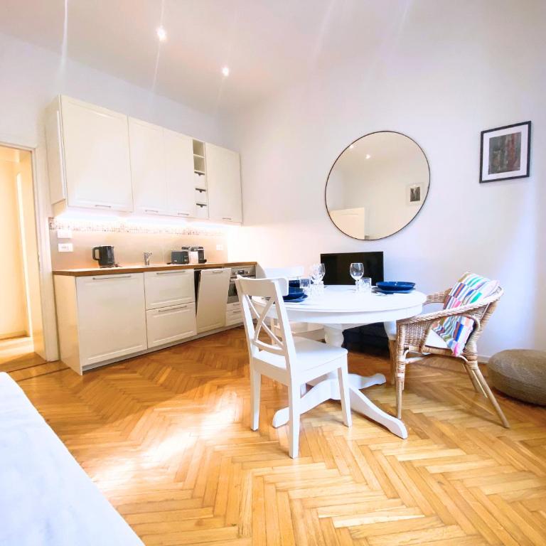 A stone's throw from Piazza Maggiore - Appartamento con 1 Camera da Letto - 11
