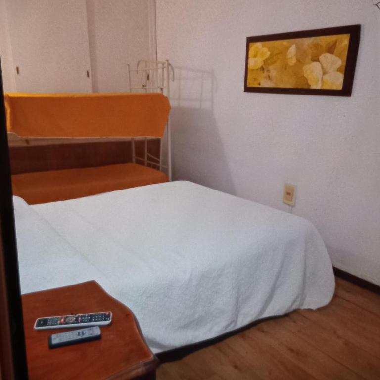 Lunaaaa - Room #1584389402 - 1