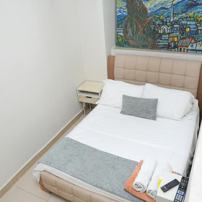 Casa Badillo 3 4br LUXURY ROOFTOP oldcity AC jacuzzi hottub wifi - Apartment - 17