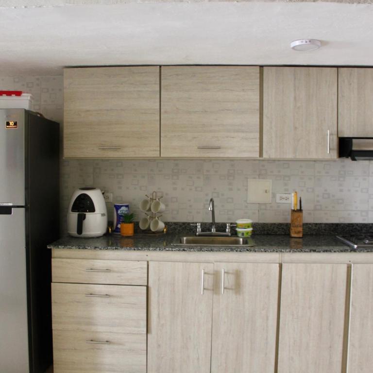 Casa Badillo 3 4br LUXURY ROOFTOP oldcity AC jacuzzi hottub wifi - Apartment - 10