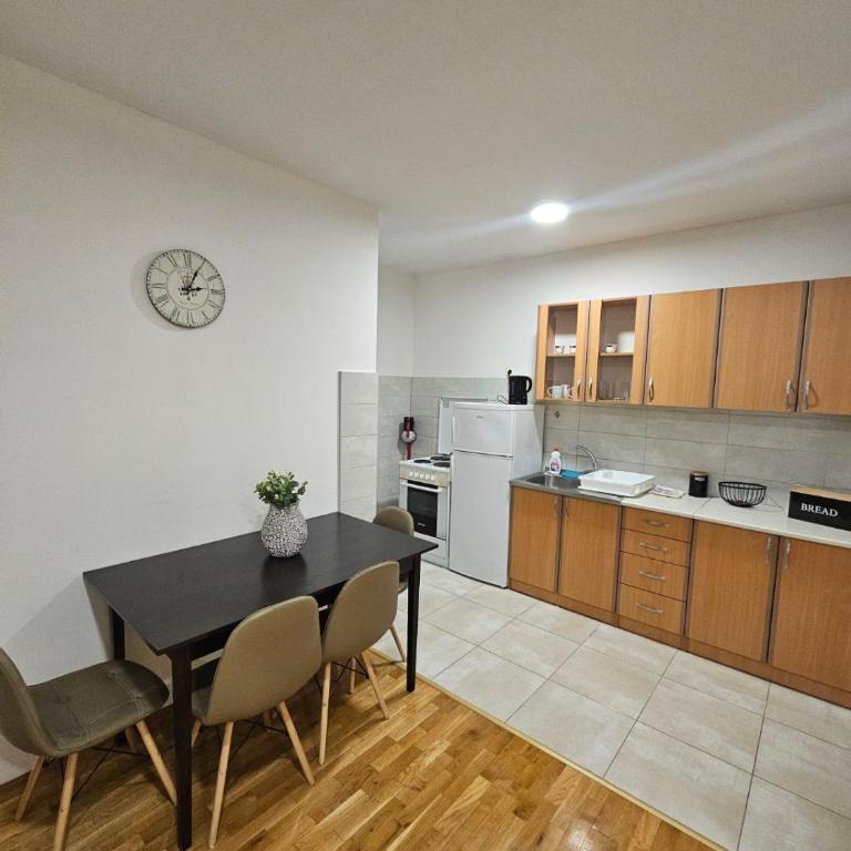 Apartment Nobel - One-Bedroom Apartment - 10