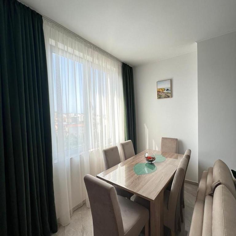 Mir i More - Two-Bedroom Apartment - 6