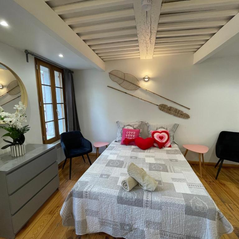 Location studio centre ville Isle sur la sorgue - Apartamento de 1 dormitorio - 8