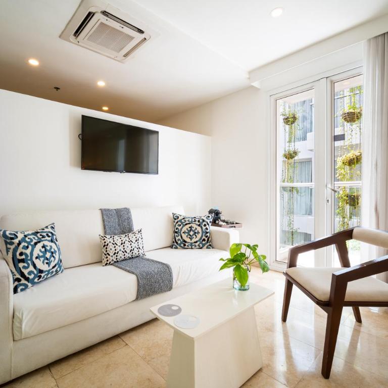 Nacar Hotel Cartagena, Curio Collection by Hilton - Habitación Doble con balcón, vistas al jardín y cama grande - 3