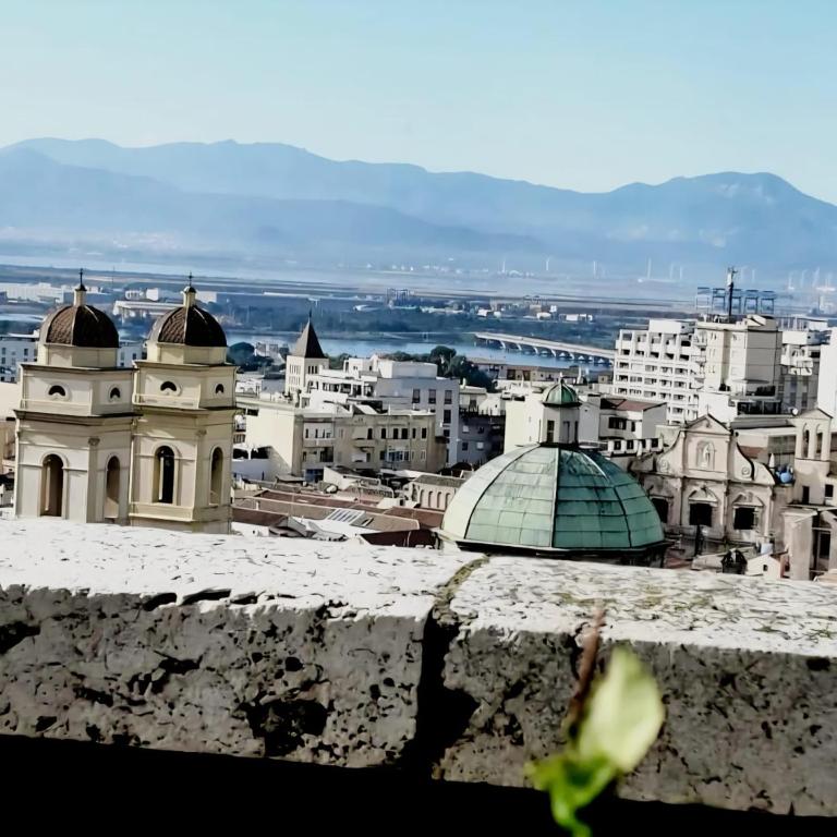 Suite il cielo in pieno centro storico in Cagliari - Monolocale Superior - 29