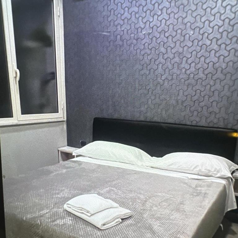 Hotels Int&rnational Napoli - Camera Matrimoniale - 2