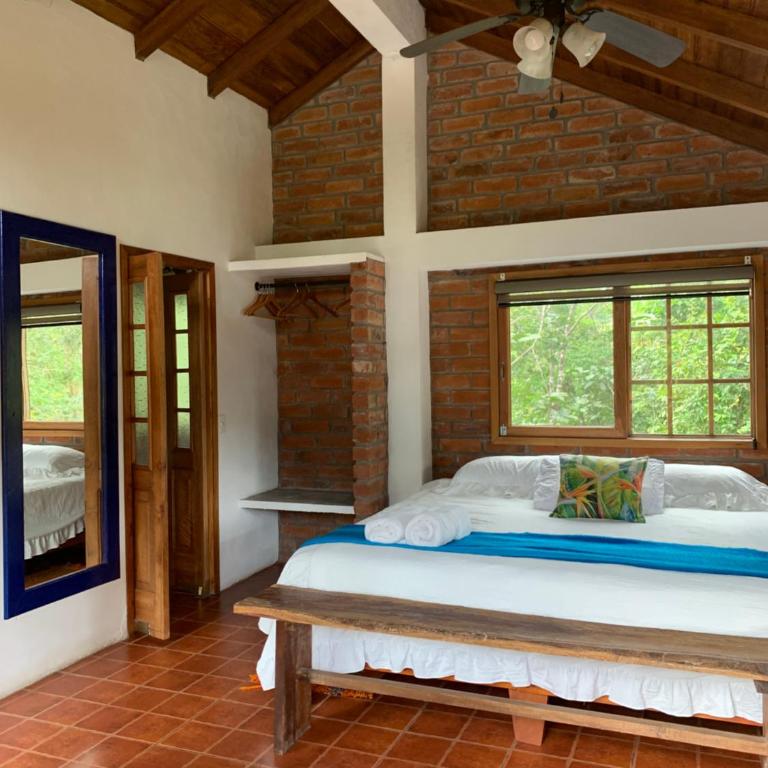 La Casa del Rio B&B - King Room with Balcony - 1