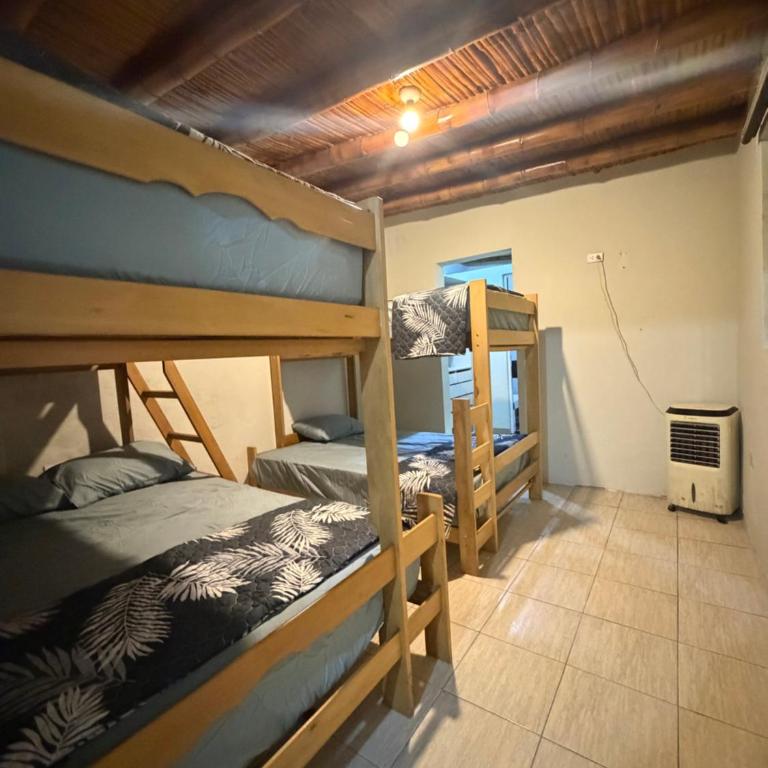 Casa de playa - Three-Bedroom House - 15