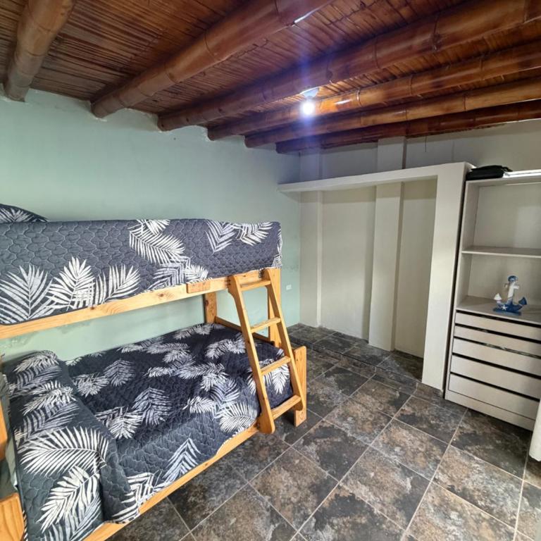 Casa de playa - Three-Bedroom House - 36