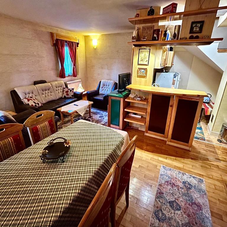 KRALJEVI KONACI - Vila Zelena Dolina - Zlatibor - Villa with Garden View - 9