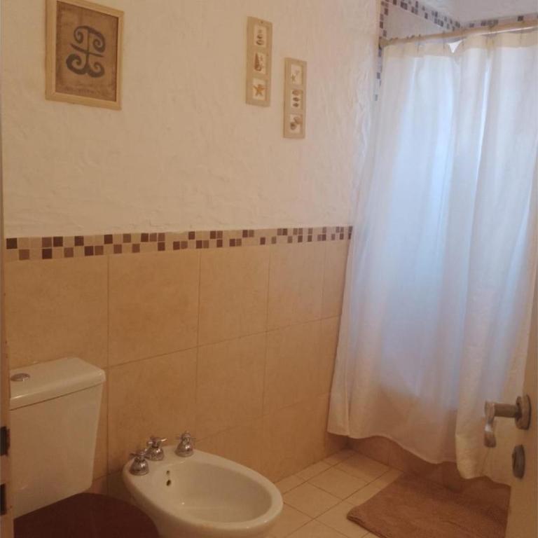 Casa Willy Pampa - Two-Bedroom House - 8