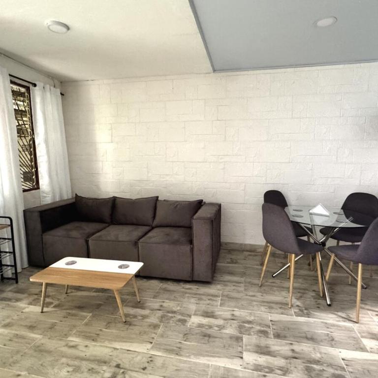 Casa Alba, El Poblado - Three-Bedroom Apartment - 12