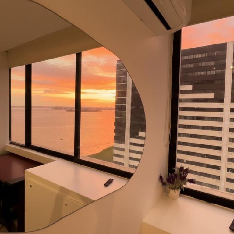 Suite vista al rio, free parking - Puerto Santa Ana - Suite with River View - 1