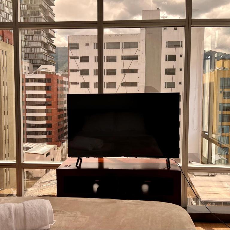Penthouse lujo, Parque La Carolina, Piscina, parqueo 3 habitaciones - Apartamento de 3 dormitorios con piscina privada - 63