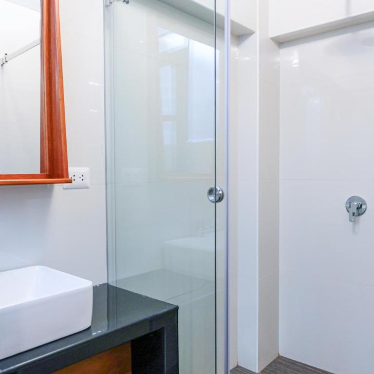 Ayra Hotel Boutique - Deluxe Quadruple Room - 16