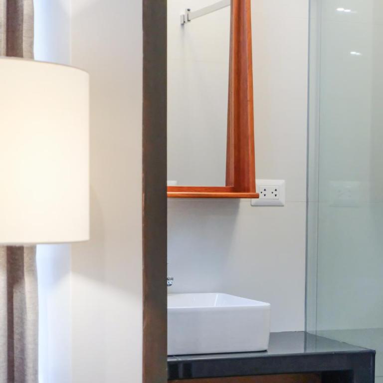 Ayra Hotel Boutique - Deluxe Quadruple Room - 15