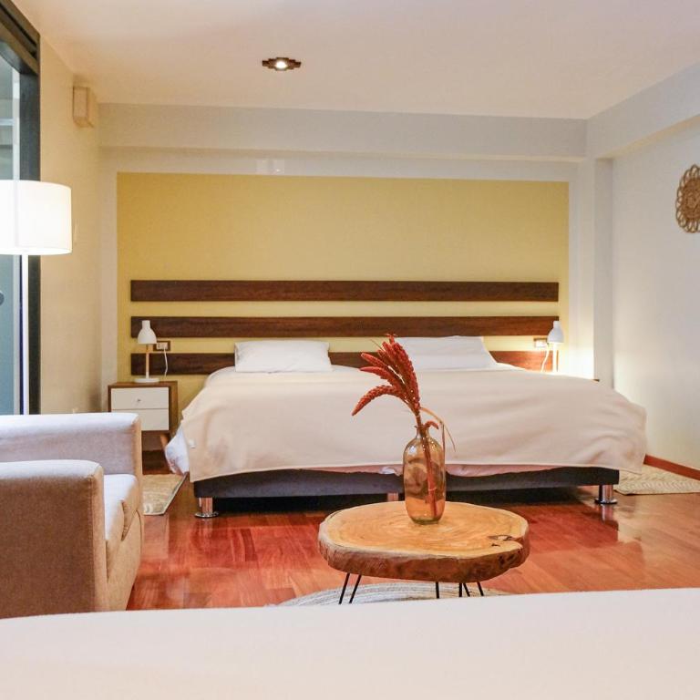 Ayra Hotel Boutique - Deluxe Quadruple Room - 10