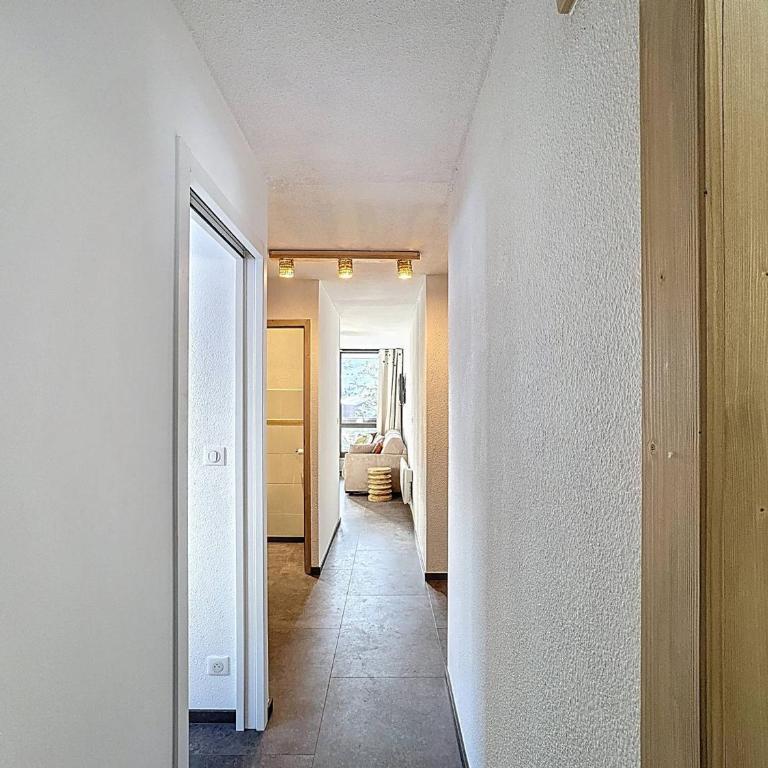 Appartement rénové 3 chambres pour 6 pers., idéal famille - Three-Bedroom Apartment - 11