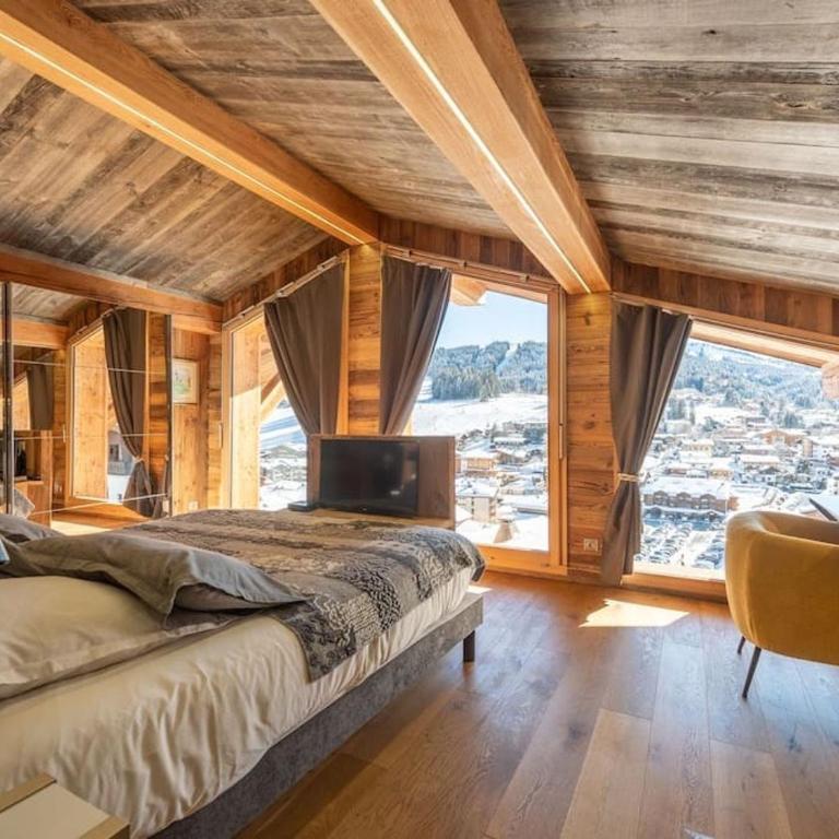 Chalet de Luxe aux Gets avec Jacuzzi, Wifi & Parking - FR-1-671-321 - Chalet - 18