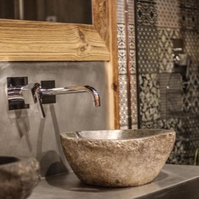 Chalet de Luxe aux Gets avec Jacuzzi, Wifi & Parking - FR-1-671-321 - Chalet - 28