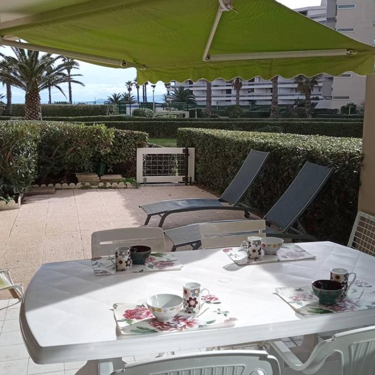 Appartement RDC avec Terrasse Accès Mer pour 4, à Canet-Plage - FR-1-696-134 - Appartamento - 1