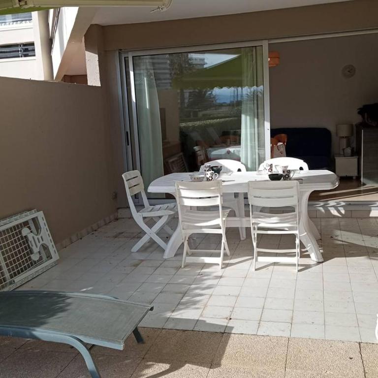 Appartement RDC avec Terrasse Accès Mer pour 4, à Canet-Plage - FR-1-696-134 - Appartamento - 11