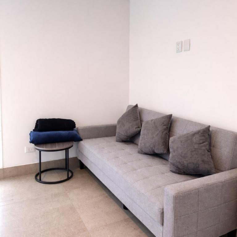 3 camas, vista panoramica, frente a Mall del Sol - Suite with City View - 11