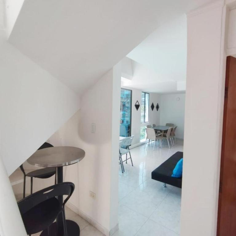 Apto grande duplex en Condominio La Mansión al lado del Cc Arrecife -Rodadero - Duplex Apartment - 14